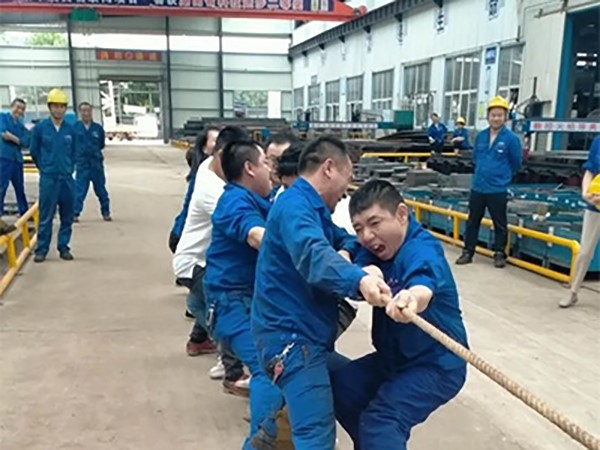 【湘潭恒欣】開展拔河比賽！